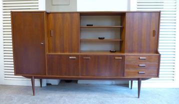 Mooie vintage highboard midcentury buffetkast beschikbaar voor biedingen