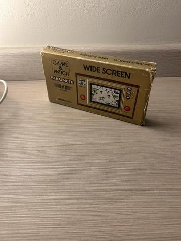 Game and watch parachute beschikbaar voor biedingen