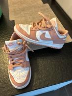 Sneakers Dames Nike Low Dunk, Kleding | Dames, Schoenen, Wit, Nike, Ophalen of Verzenden, Zo goed als nieuw