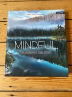 Boek: Mindful. Die schönsten yoga hotels. Als nieuw!, Non-fictie, Ophalen of Verzenden, Zo goed als nieuw, Birgit Feliz Carrasco