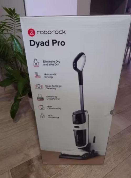 ASPIRATEUR Roborock-Dyad Pro Backing  17000Pa, Elektronische apparatuur, Stofzuigers, Zo goed als nieuw, Stofzuiger, 2000 watt of meer
