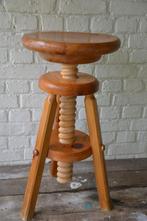 atelier kruk schilders kruk draaikruk, Ophalen, In hoogte verstelbaar, Gebruikt, Hout
