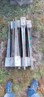 Grondpinnen 90x90, Jardin & Terrasse, Poteaux, Poutres & Planches, Enlèvement, Utilisé