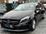 MERCEDES A180 D //FACE LIFT// 12MOIS GARANTIE, 4 cilinders, Leder en Stof, Bedrijf, 5 deurs