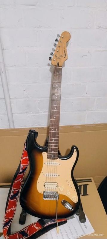 Fender Squier Indonesia  beschikbaar voor biedingen