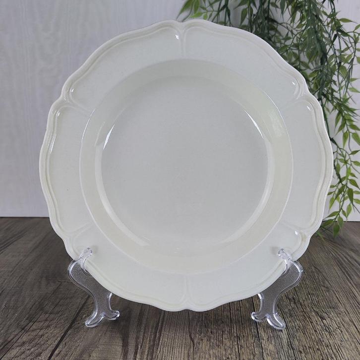 Wedgwood Queens Shape Diep Bord, Antiek en Kunst, Antiek | Servies los, Ophalen of Verzenden