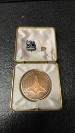 Medaille sovjet unie, Ophalen