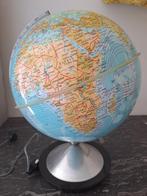 Wereldbol vintage, Huis en Inrichting, Woonaccessoires | Wereldbollen, Ophalen of Verzenden, Zo goed als nieuw