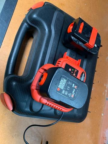 Batterijen 14.4V (originele) Black & Decker A14 met lader beschikbaar voor biedingen