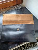 DELVAUX Vintage zwarte buideltas met logo, Handtassen en Accessoires, Verzenden, Zwart