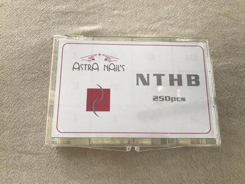 Tips NTHB H naturel Astra Nails 152pc, Handtassen en Accessoires, Uiterlijk | Lichaamsverzorging, Zo goed als nieuw, Overige typen