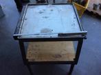 Werktafel op 2 wielen, Doe-het-zelf en Bouw, Werkbanken, Ophalen, Gebruikt, Minder dan 70 cm