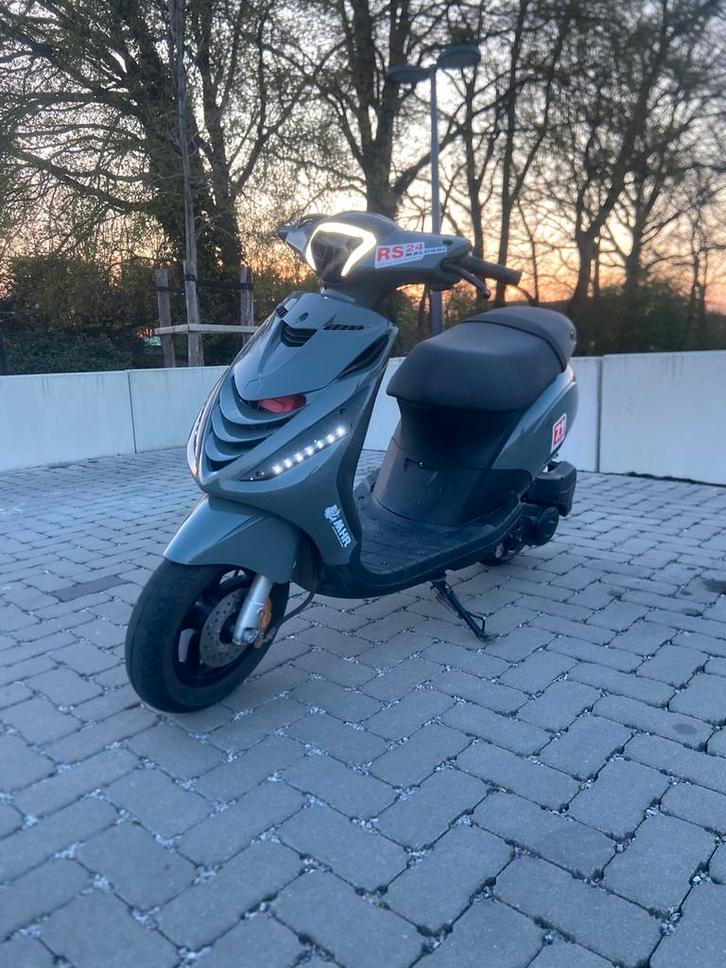 Piaggio zip 4t 80cc, Fietsen en Brommers, Scooters | Piaggio, Zip, Ophalen