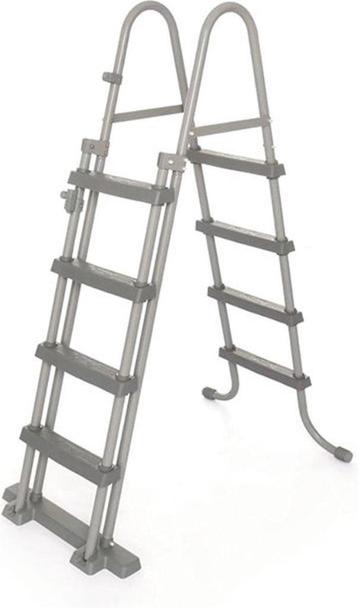 intex zwembadladder beschikbaar voor biedingen