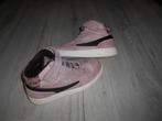 roze fila sneakers maat 35, Kinderen en Baby's, Kinderkleding | Schoenen en Sokken, Meisje, Sportschoenen, Ophalen of Verzenden