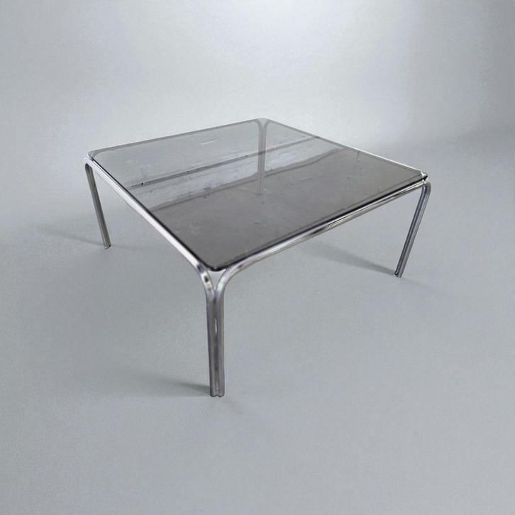 vintage vierkante salontafel / coffee table met fumé glas, Antiek en Kunst, Antiek | Meubels | Tafels, Ophalen of Verzenden