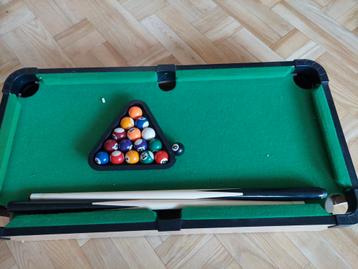 Mini biliard tafel ( pooltafel), Sport en Fitness, Biljarten en Poolen, Ophalen, Zo goed als nieuw, Pooltafel