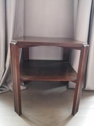 Art deco bijzettafel in eik, 1933, perfect in orde beschikbaar voor biedingen