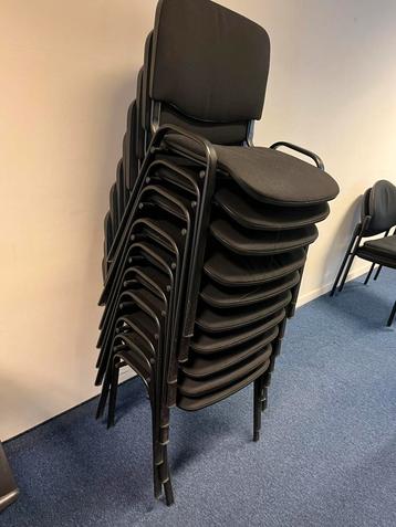15x stoel GRATIS beschikbaar voor biedingen