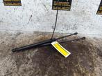Set Gasdempers Achterklep van een Peugeot 208, Auto-onderdelen, Ophalen of Verzenden, 3 maanden garantie, Gebruikt, Peugeot
