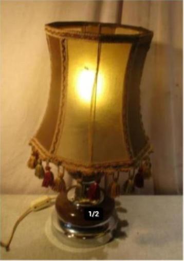 Belle lampe de table rétro des années 70 en métal et plastiq, Enlèvement ou Envoi, Maison et Meubles