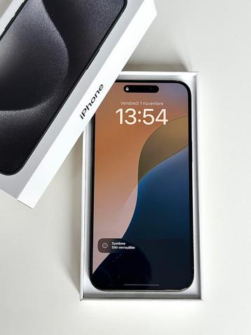 iPhone 15ProMax - 256gb - iOS18 - SOUS GARANTIE  disponible aux enchères