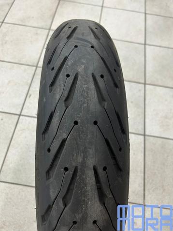 Gebruikte Michelin Road 5 140/70ZR17 achterband 140 70 zr 17 beschikbaar voor biedingen