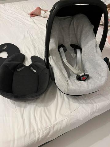 Maxi-cosi inclusief 2-way isofix base beschikbaar voor biedingen