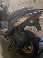 Kymco agility 2 temps, Fietsen en Brommers, Scooters | Kymco, Ophalen, Zo goed als nieuw, Agility