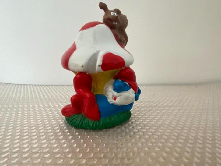 Smurf met paddestoel 1995 Peyo, Collections, Schtroumpfs, Neuf, Poupée, Figurine ou Peluche, Grand Schtroumpf, Enlèvement ou Envoi