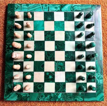Jeu d’échec malachite et marbre, Enlèvement ou Envoi