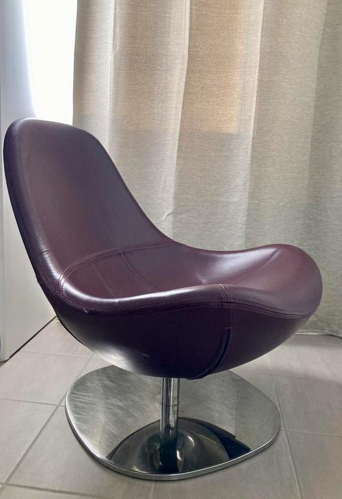 Lederen retro draaifauteuil, aubergine, in heel goede staat, Huis en Inrichting, Fauteuils, Gebruikt, Leer, Ophalen