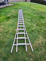 Professionele Dubbele aluminium ladder, Doe-het-zelf en Bouw, Ladders en Trappen, Ophalen, Gebruikt, Ladder