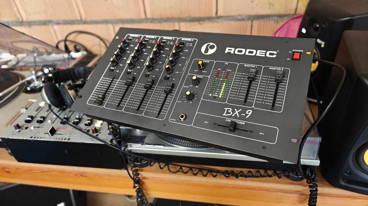 Rodec BX-9, Muziek en Instrumenten, Mengpanelen, Zo goed als nieuw, Minder dan 5 kanalen, Microfooningang, Ophalen