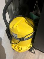 Karcher WD 2.2, Doe-het-zelf en Bouw, Reinigingsmachines, Ophalen, Zo goed als nieuw