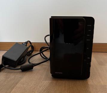 Synology DS214play NAS met 2x 3 TB Seagate harde schijf