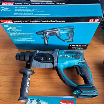 Makita 3 x gereedschap NIEUW ! zonder batterij beschikbaar voor biedingen