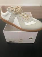 Mooie sneaker nooit gedragen., Ophalen, Zo goed als nieuw