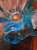 Cristal & ...., Enlèvement