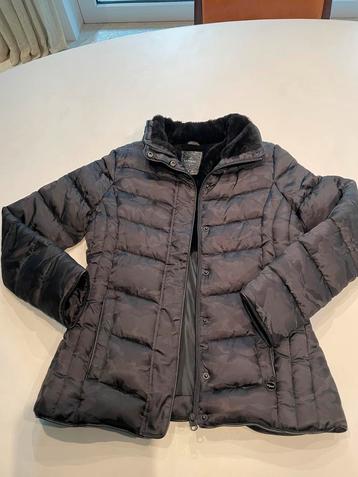 Winter gewatteerde Jas zwart vrouw maat M merk Kaporal disponible aux enchères