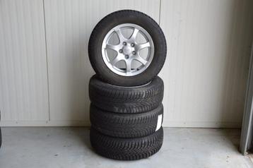 Winterwielen set Volkswagen Golf beschikbaar voor biedingen