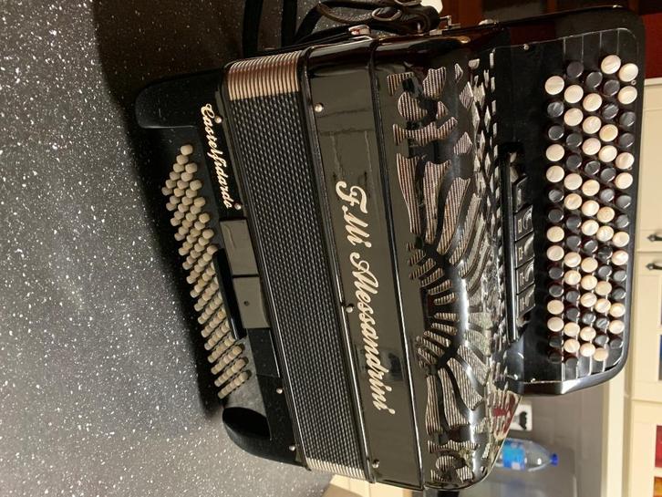 Accordéon Alessandrini comme neuf, Muziek en Instrumenten, Accordeons, Zo goed als nieuw, Toetsaccordeon, Ophalen