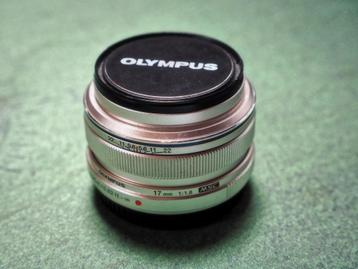 olympus m.zuiko 17mm f1.8 silver - mft m43 - excellent beschikbaar voor biedingen
