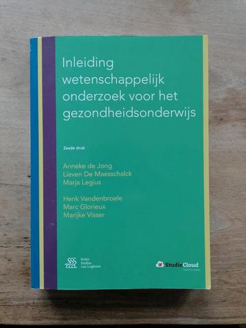 Inleiding wetenschappelijk onderzoek voor het gezondheidsond beschikbaar voor biedingen
