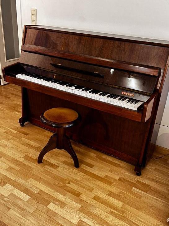 Piano droit CHERNY – fabrication Ukraine (vintage, bon état), Muziek en Instrumenten, Piano's, Gebruikt, Piano, Bruin, Ophalen