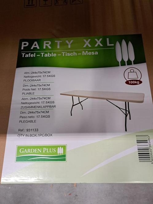 4 tables et 8 bancs pliables utilisés 1 fois à 1/2 prix !!, Tuin en Terras, Tuinbanken, Zo goed als nieuw, Plastic, Ophalen