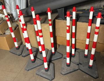 Veiligheidspaaltjes 10 stuks beschikbaar voor biedingen