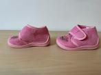 Roze meisjes pantoffels M22, Kinderen en Baby's, Kinderkleding | Schoenen en Sokken, Ophalen of Verzenden, Zo goed als nieuw