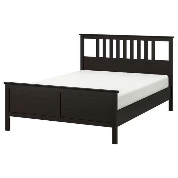 IKEA Hemnes zwart tweepersoonsbed met lattenbodems, Huis en Inrichting, Slaapkamer | Bedden, Zo goed als nieuw, Tweepersoons, 160 cm