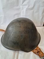 Originele DDR helm met leren binnenwerk - Collectors item, Verzamelen, Ophalen of Verzenden